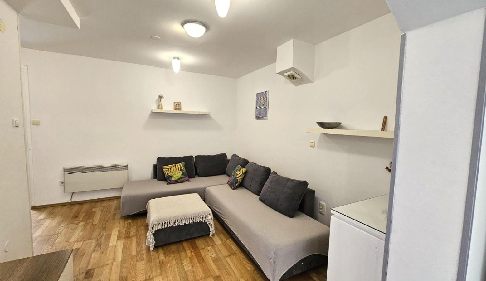Apartment With Garden In Barbariga Exterior foto